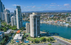 Spectrum Holiday Apartments, Surfers Paradise